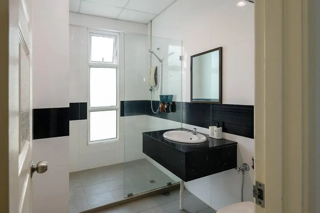 Comfy Studio/Gurney/Mansion One George Town 0*,  Malaysia